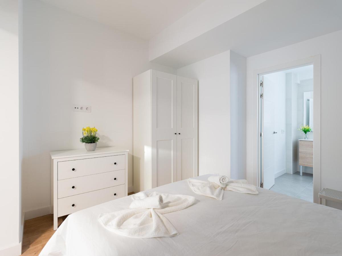 Loft - Side Sea Views - Aircon & Wifi Lägenhet Las Palmas de Gran Canaria Exteriör bild